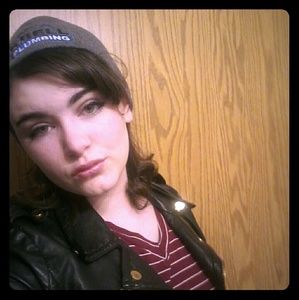 Meet your Posher, Brenna